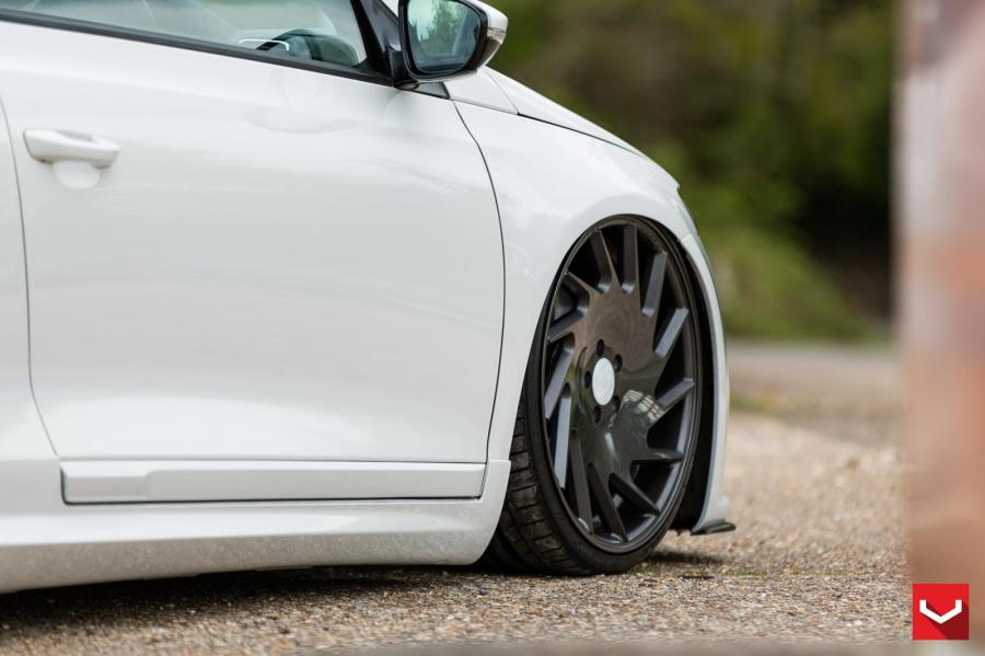  Volkswagen Scirocco on Vossen Wheels (VLE1) 2015 года  (фото 28 из 62)